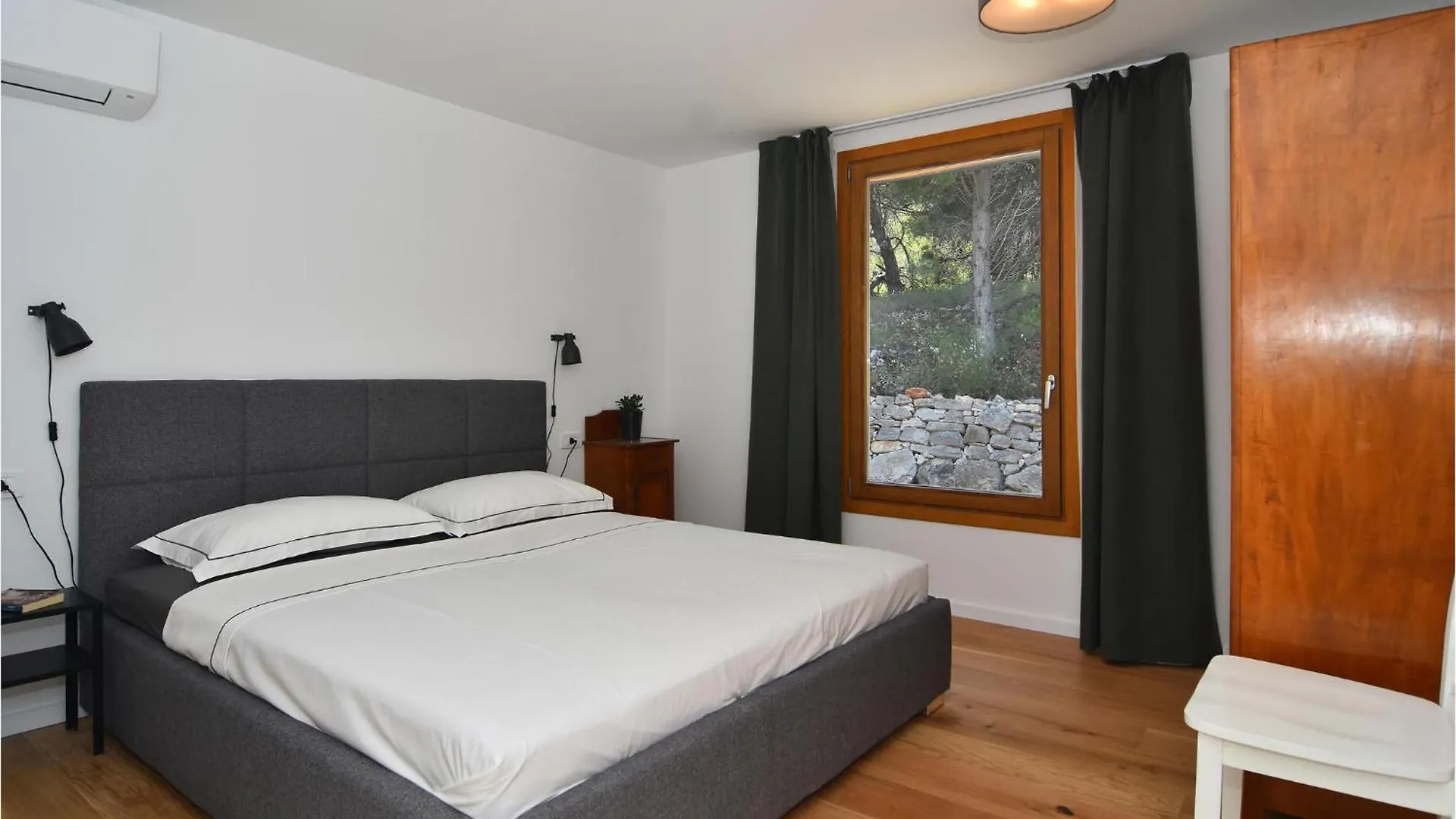 Holiday home Stunning Home In Dragove With House Sea View