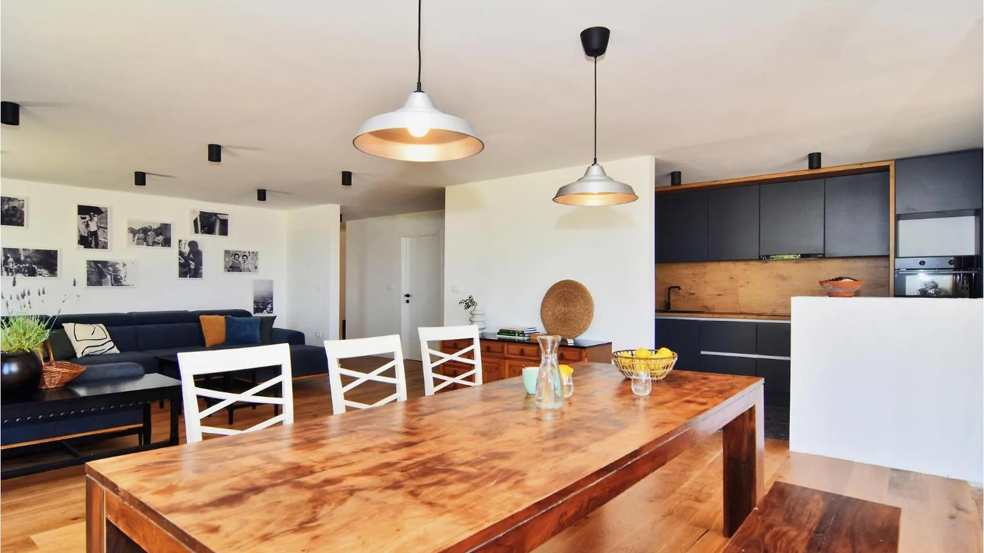 Stunning Home In Dragove With House Sea View