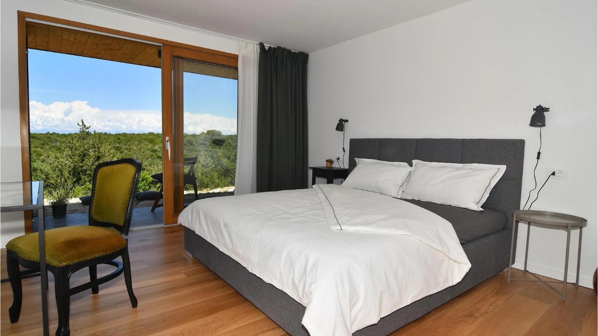 Stunning Home In Dragove With House Sea View 0*,