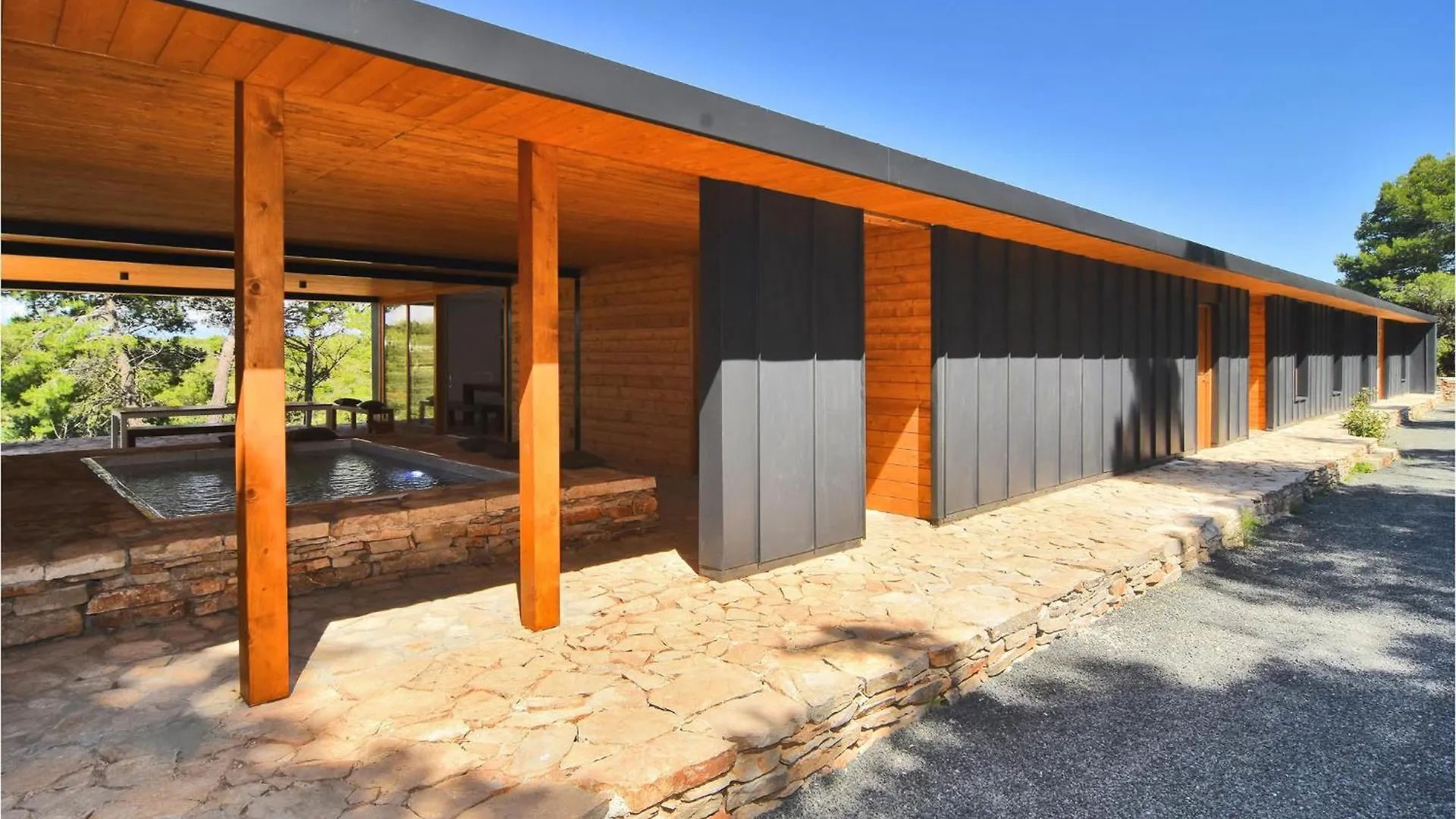 Stunning Home In Dragove With House Sea View