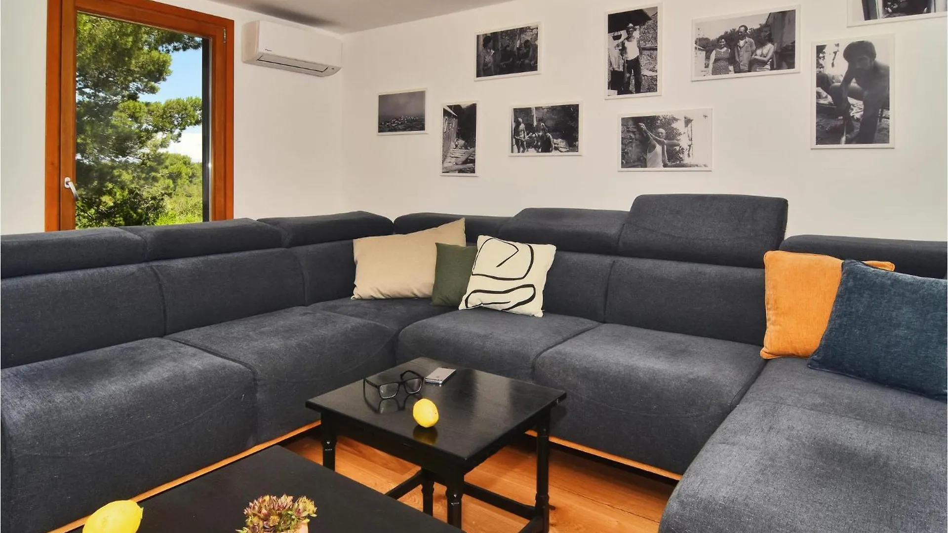 Stunning Home In Dragove With House Sea View 0*,